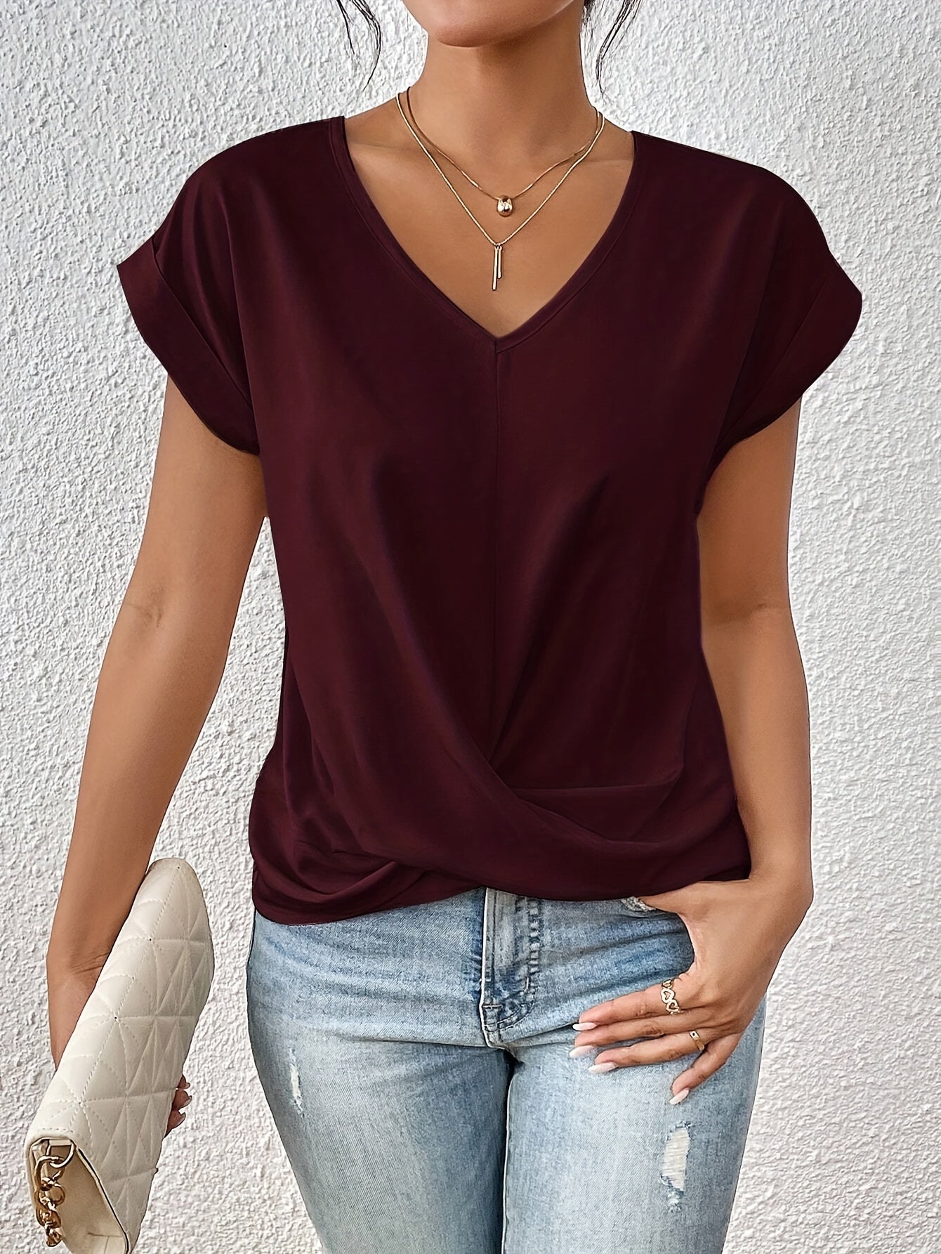 Cleo casual T-shirt med hjärtformad halsringning