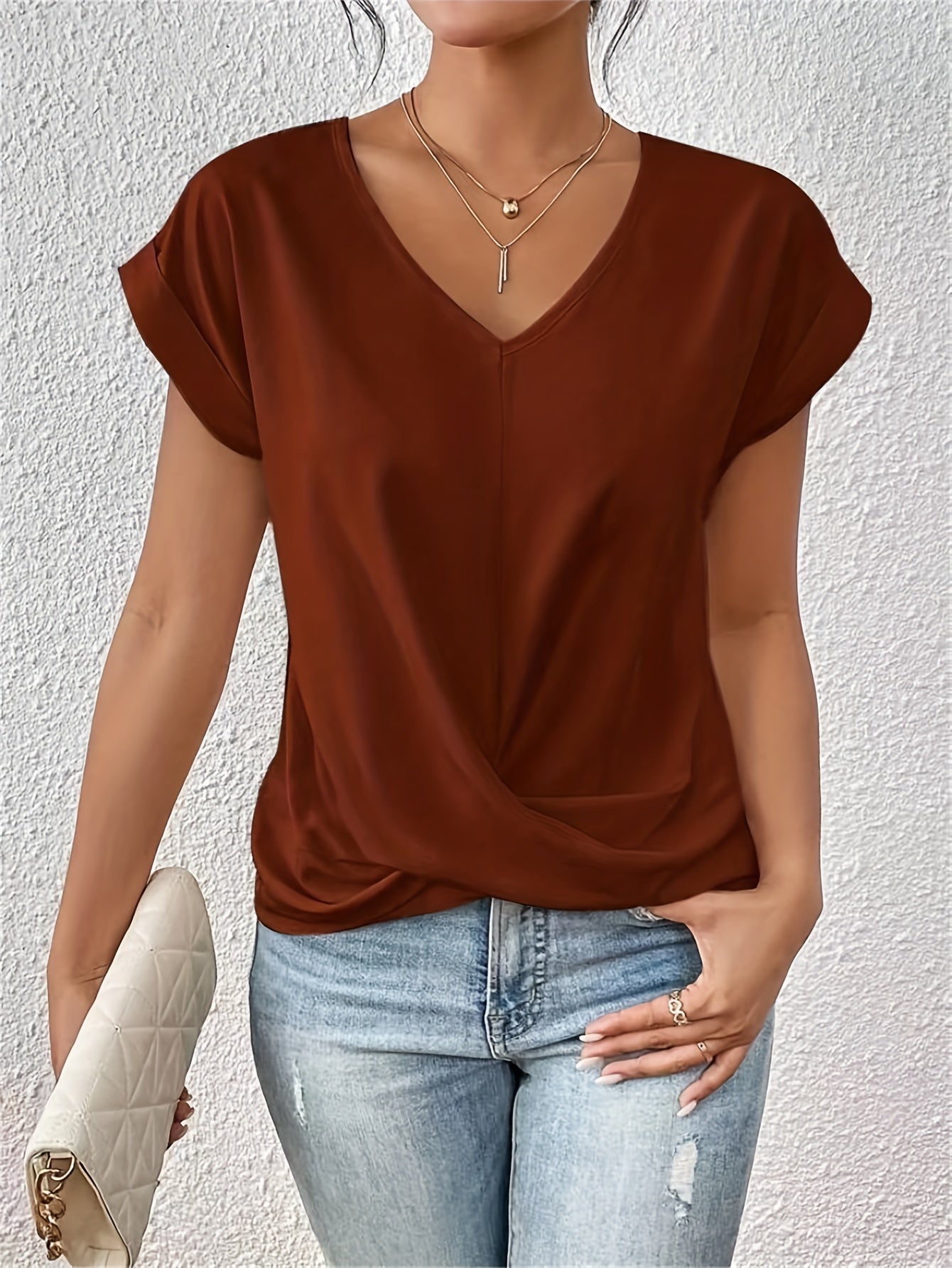 Cleo casual T-shirt med hjärtformad halsringning